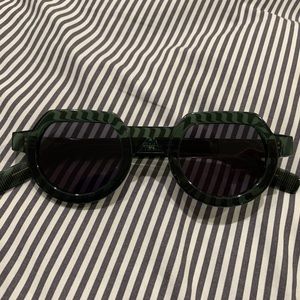 BRAIN DEAD TANI SUNGLASSES – Green Smoke